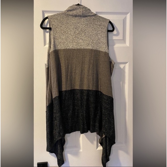 Limelush Boutique Colorblock Vest Waterfall Cardigan Like New - Picture 4 of 4